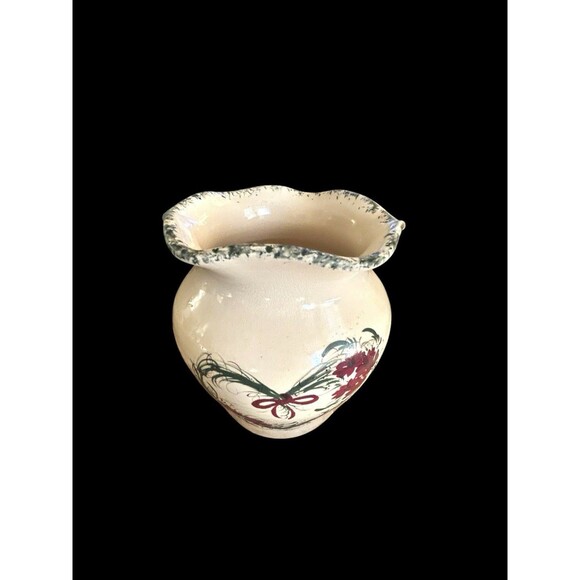 Casey Art Pottery Ruffled Vase  Heart Wreath 8" Hand Painted Made in USA Vtg - Picture 4 of 8